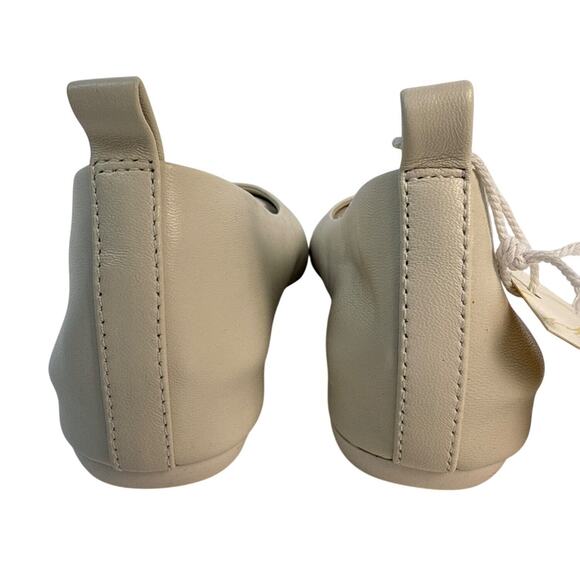 Andre Assous Nalah Ballet Flat Casual Women's 7M White Leather Slip On - Picture 6 of 9